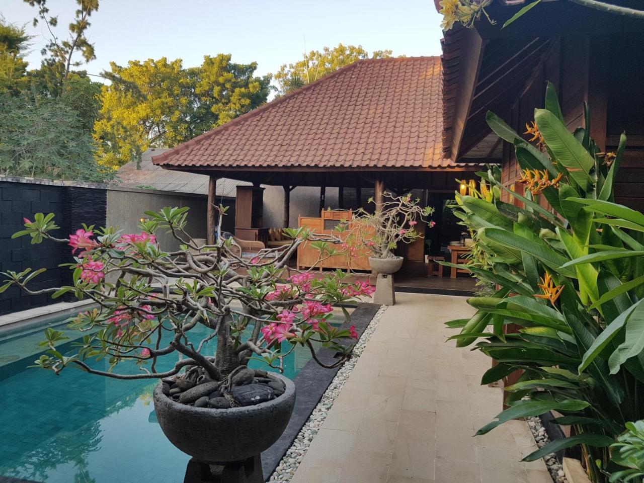 Gili Exotic Villa Гілі-Траванган Екстер'єр фото