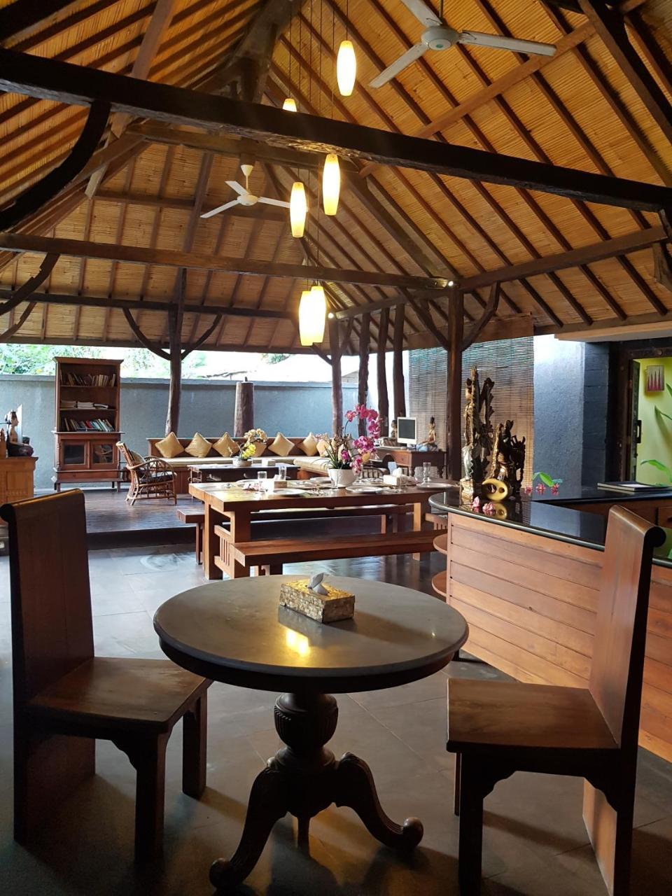 Gili Exotic Villa Гілі-Траванган Екстер'єр фото